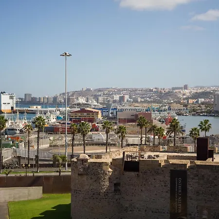 In Palmas Near Playa De Canteras Holiday home *